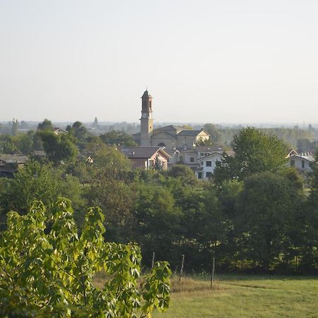 Agriturismo Ai Pruesot Bagnolo Piemonte Eksteriør billede
