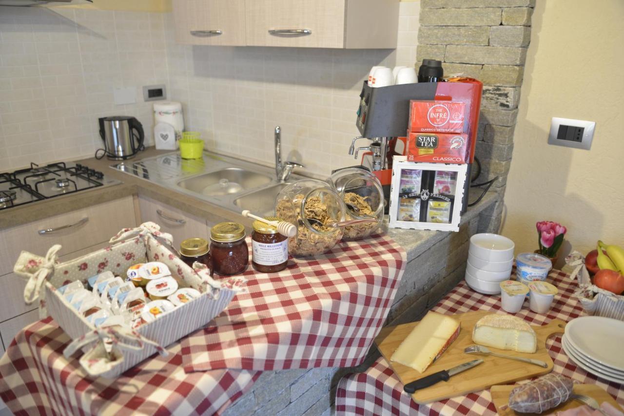 Agriturismo Ai Pruesot Bagnolo Piemonte Eksteriør billede
