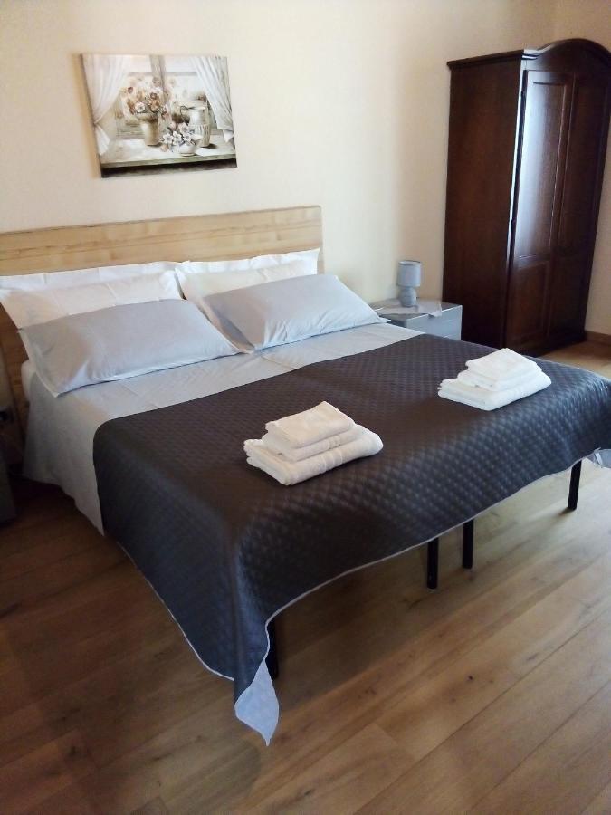 Agriturismo Ai Pruesot Bagnolo Piemonte Eksteriør billede